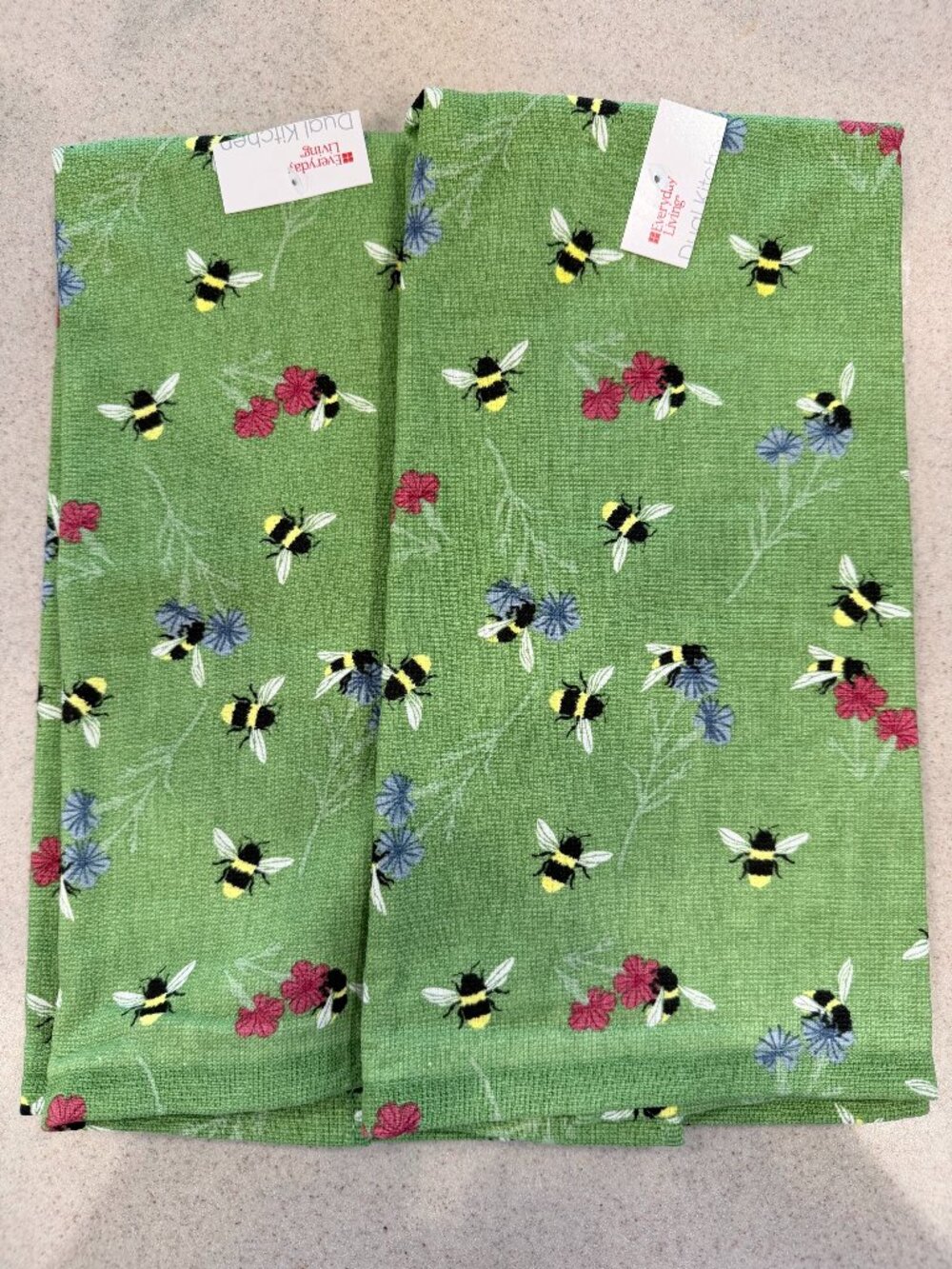 Kitchen Towels Green Bumblebees NEW - Set of 2